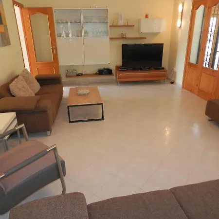 Villa-fig-tree 4*
